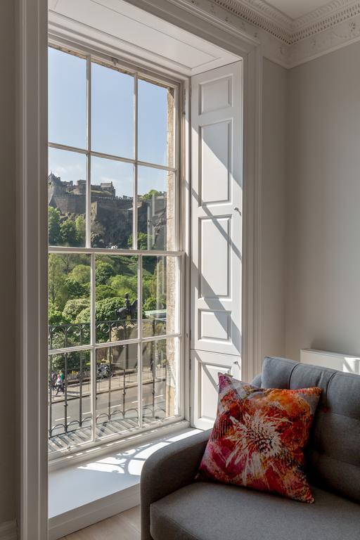 Destiny Scotland - Chisholm Hunter Suites Edinburg Exteriör bild
